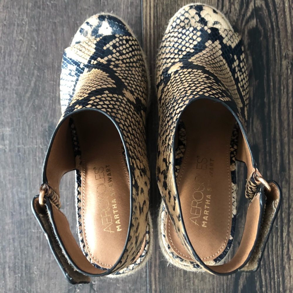 Snake Print Wedge Sandals- Size 5.5 - Nwt - image 3